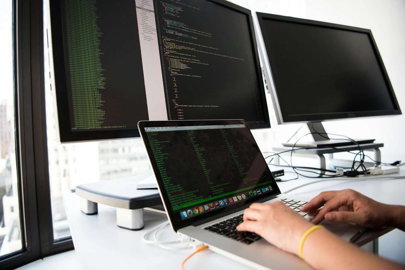 Medical Coding vs Medical Billing: Key Differences, Workflow Roles, and CPC/COC Certification Requirements