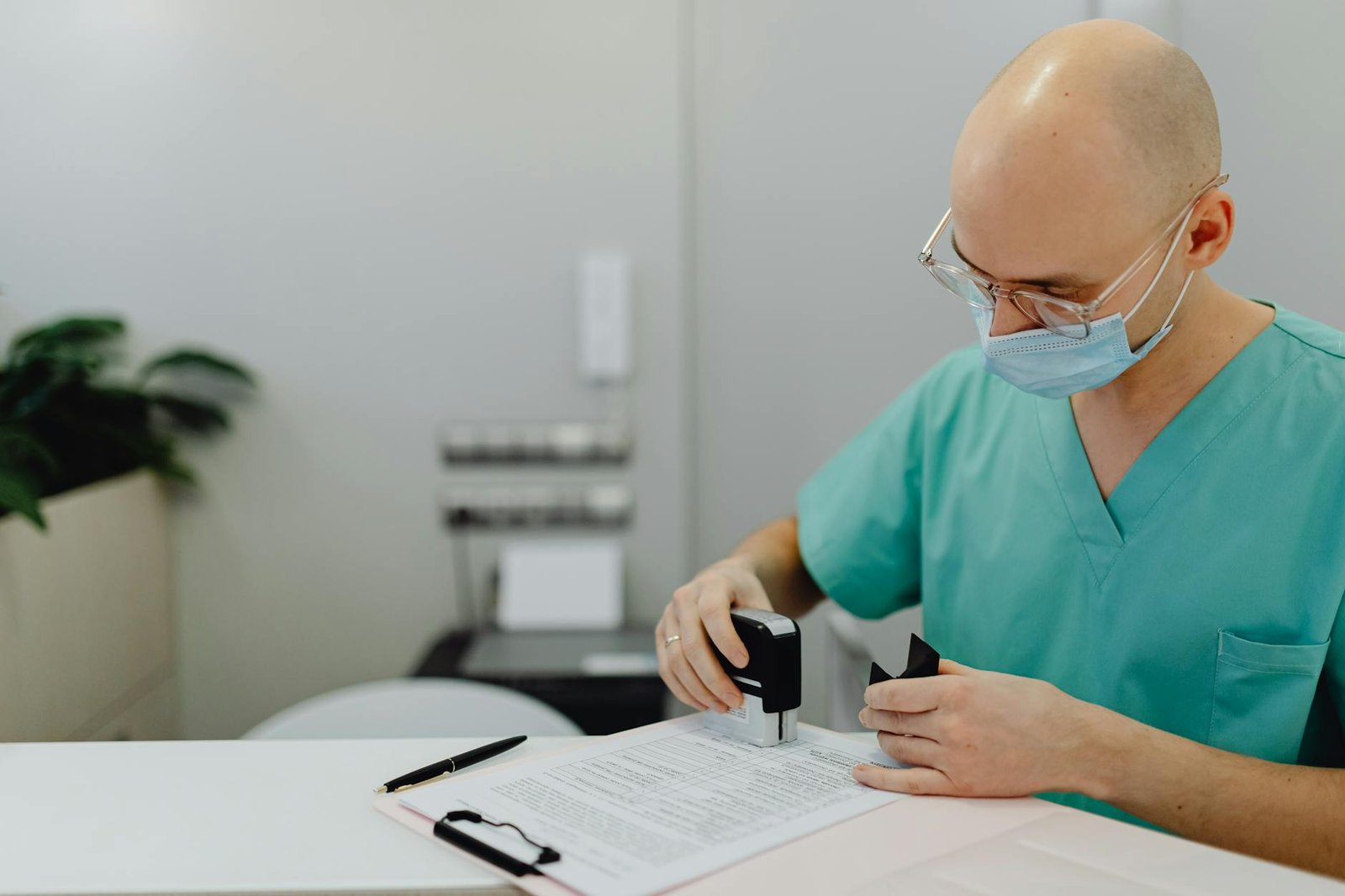 How to Appeal a Denied Medical Claim Step by Step: Payer Appeal Process, Timelines, and CARC Code Responses